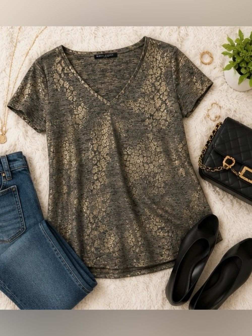 White House Black Market Metallic Animal Print Top Size Small - Picture 3 of 7